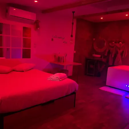 アパート La Dream Night